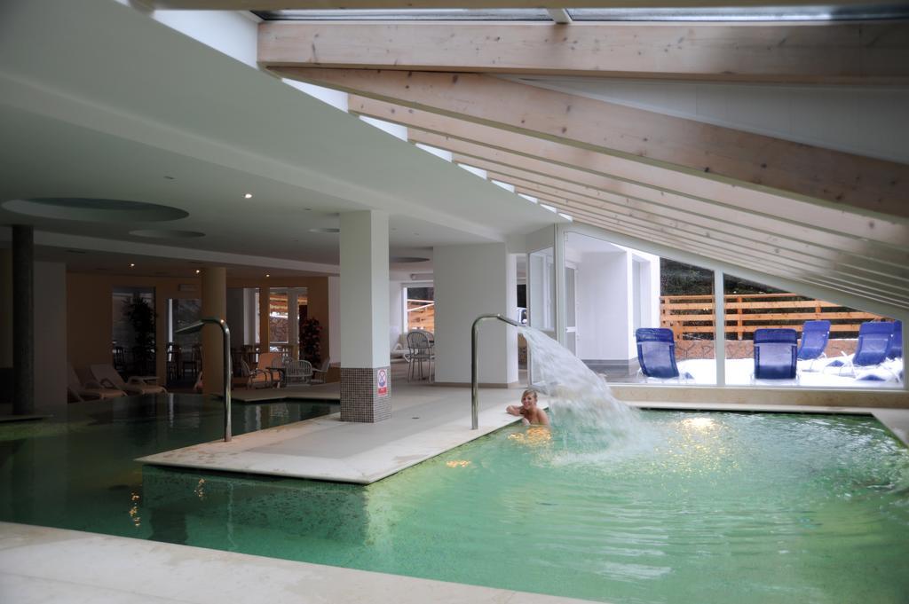 Alpine Mugon Hotel Vason Exterior photo
