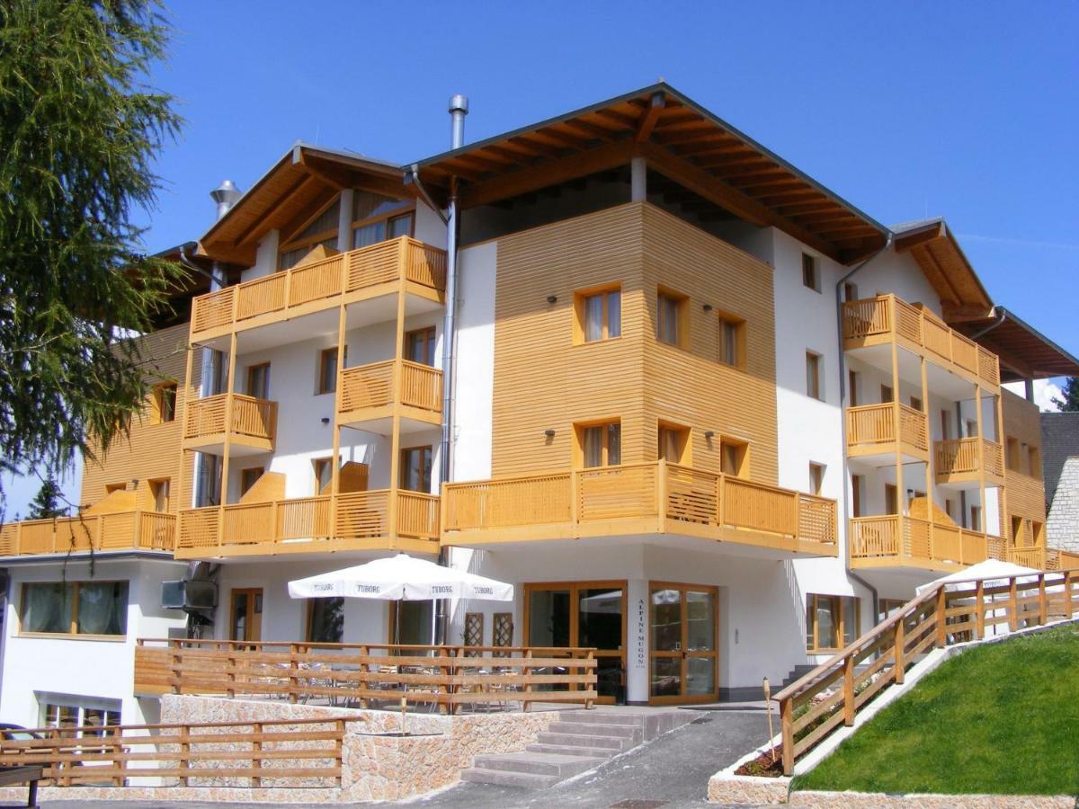 Alpine Mugon Hotel Vason Exterior photo